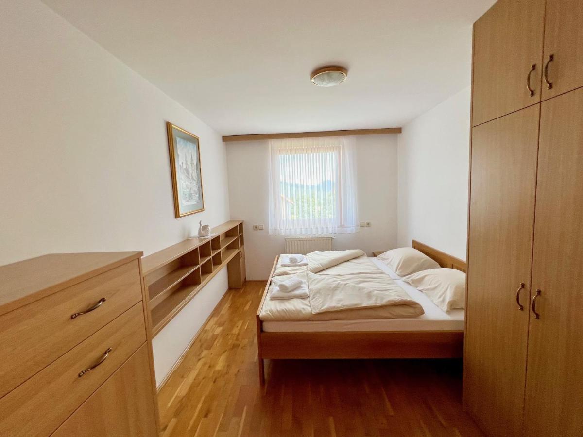 Guest House Domacija Krnc Hrib pri Hinjah エクステリア 写真