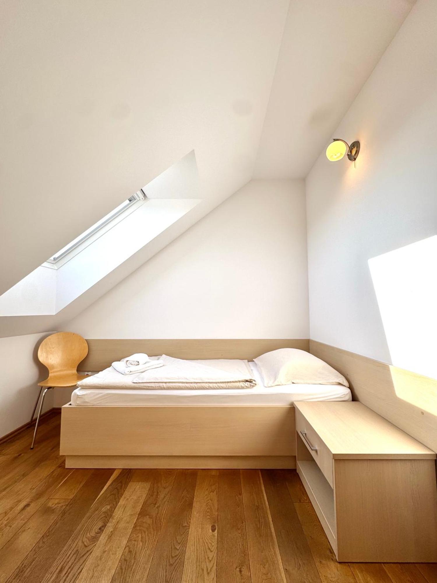 Guest House Domacija Krnc Hrib pri Hinjah エクステリア 写真
